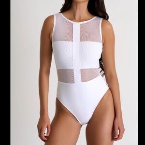 NWT SHAN Charlie White / Cream High-neck one-piece SZ 6